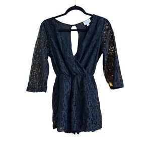 Everly Black Lace Romper V-Neck Keyhole Back Sz. S‎
